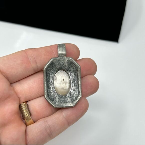 Enamel and tiger eye pendant - Picture 2 of 2